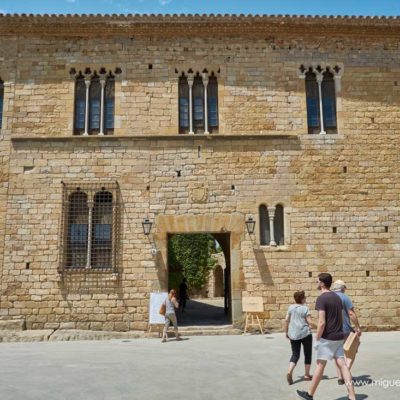 Peratallada, the Romanesque treasure of Catalonia. By Miguel Galmés www.miguelgalmes.com